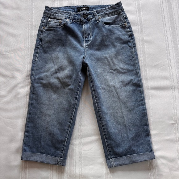 Earl Jean Denim - Earl Jean Women Blue Denim Capri Jeans Star Rhinestone Embellished Size 8